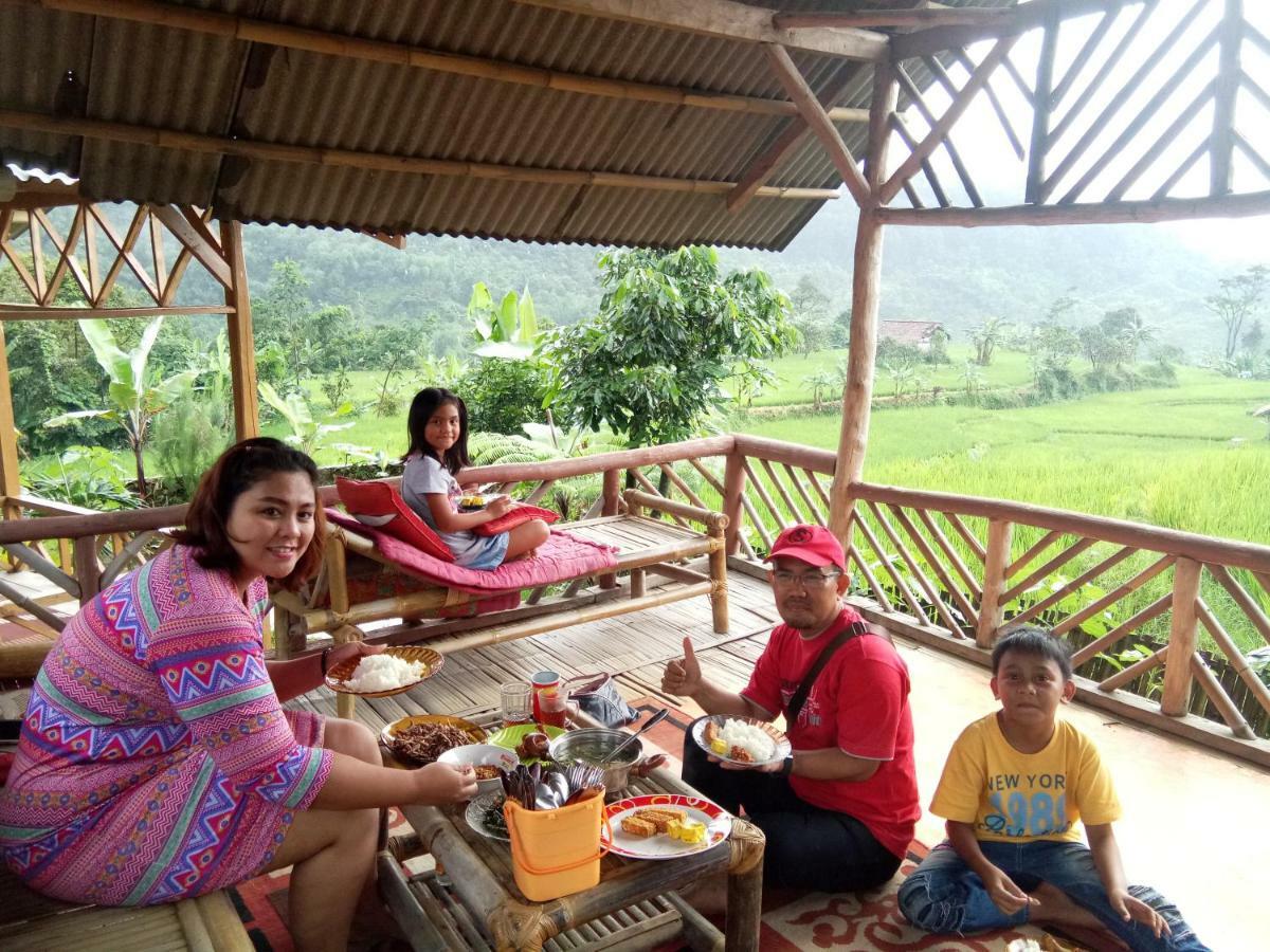 De Salak Homestay Bogor Ngoại thất bức ảnh
