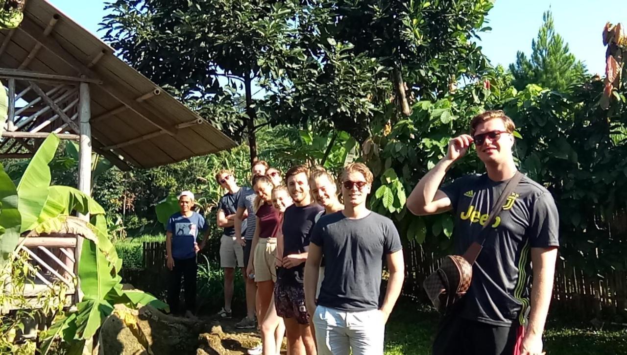 De Salak Homestay Bogor Ngoại thất bức ảnh